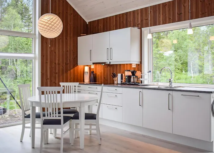 Cozy In Skollenborg With Kitchen Semesterbostad Lindaskroken